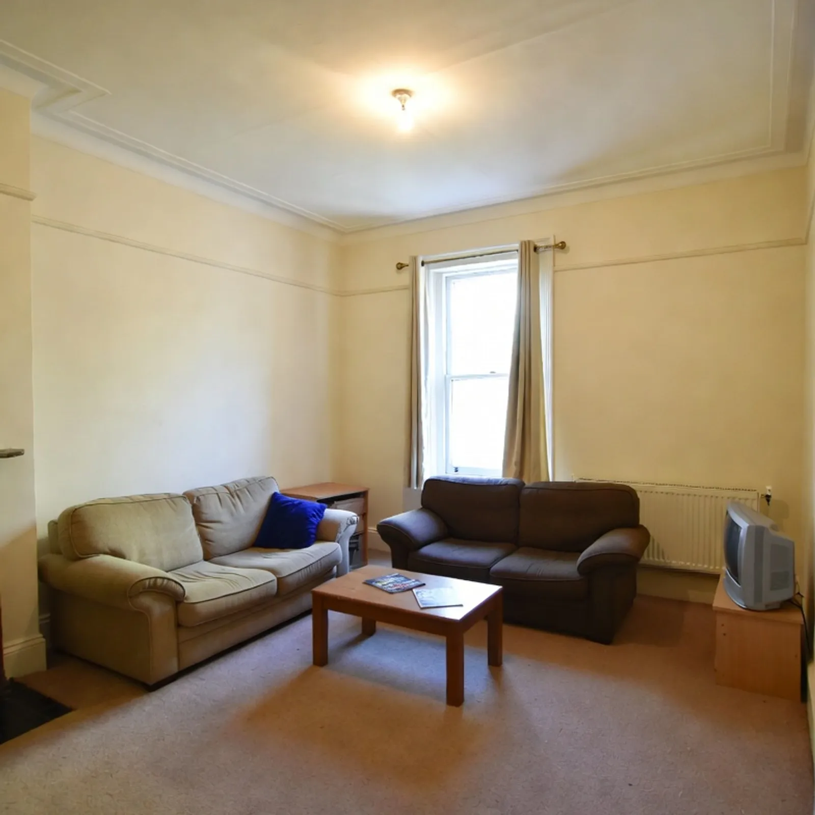 Room in Glasnevin, Dublin