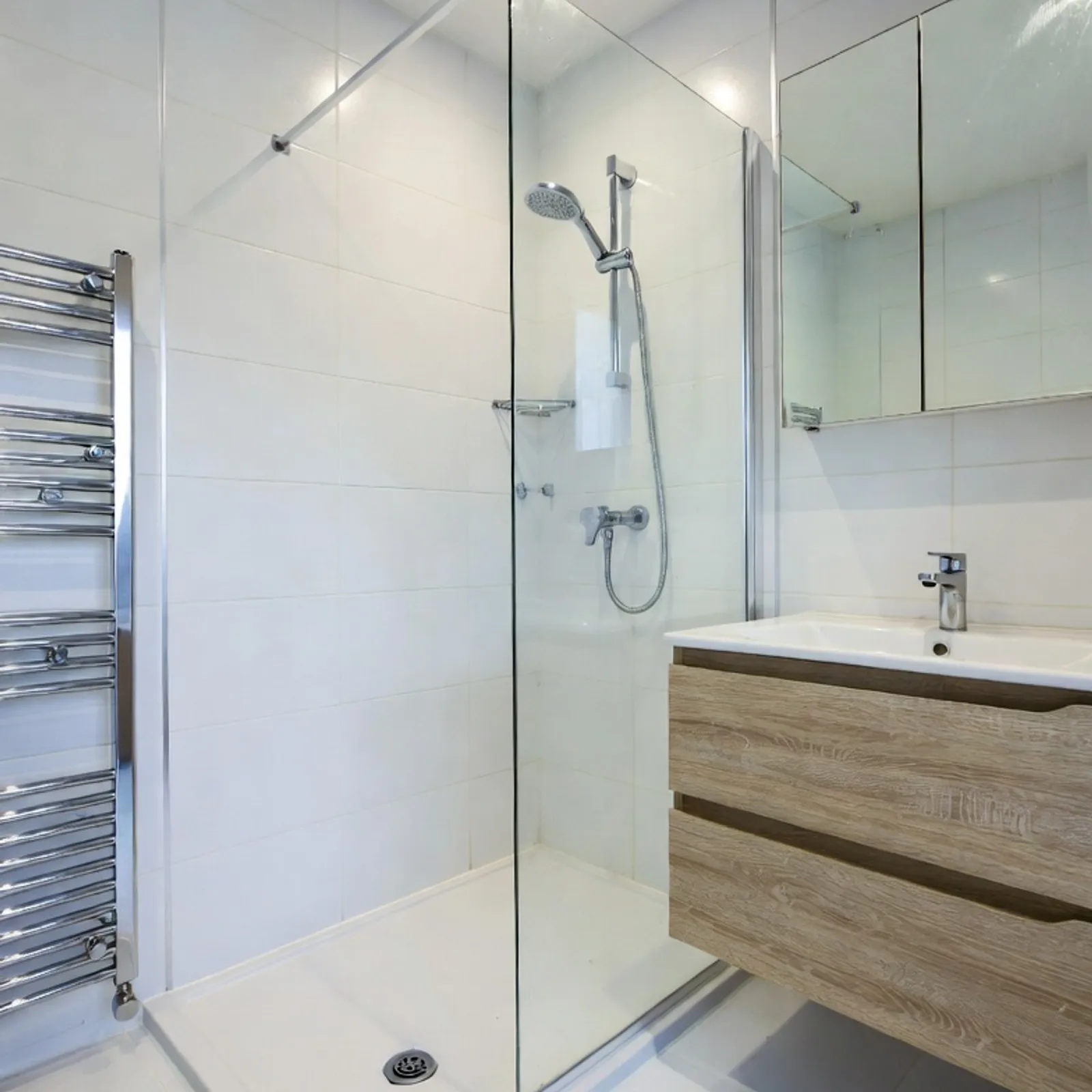 Room in Stillorgan, Dublin - Image 2