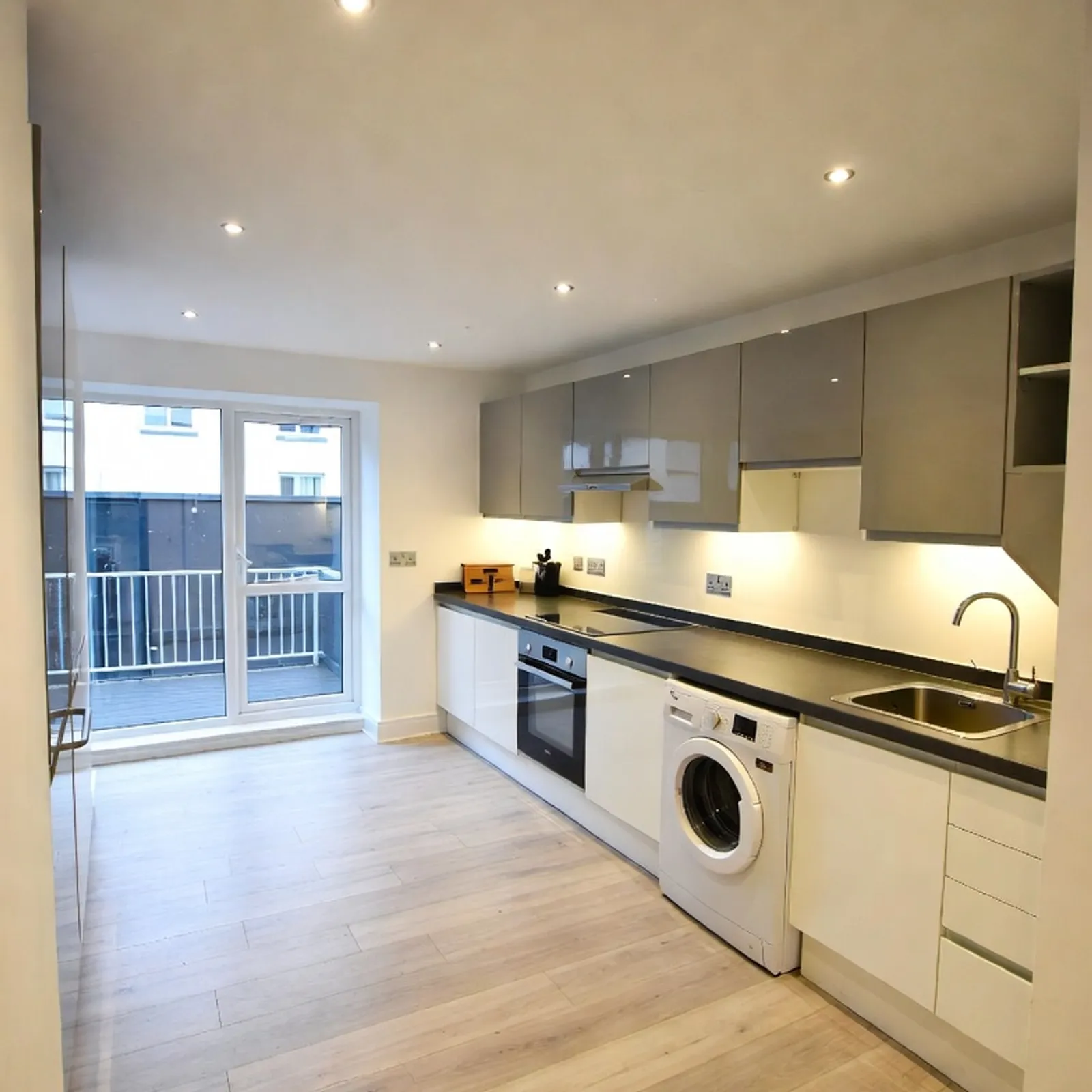 Room in Ranelagh, Dublin - Image 2