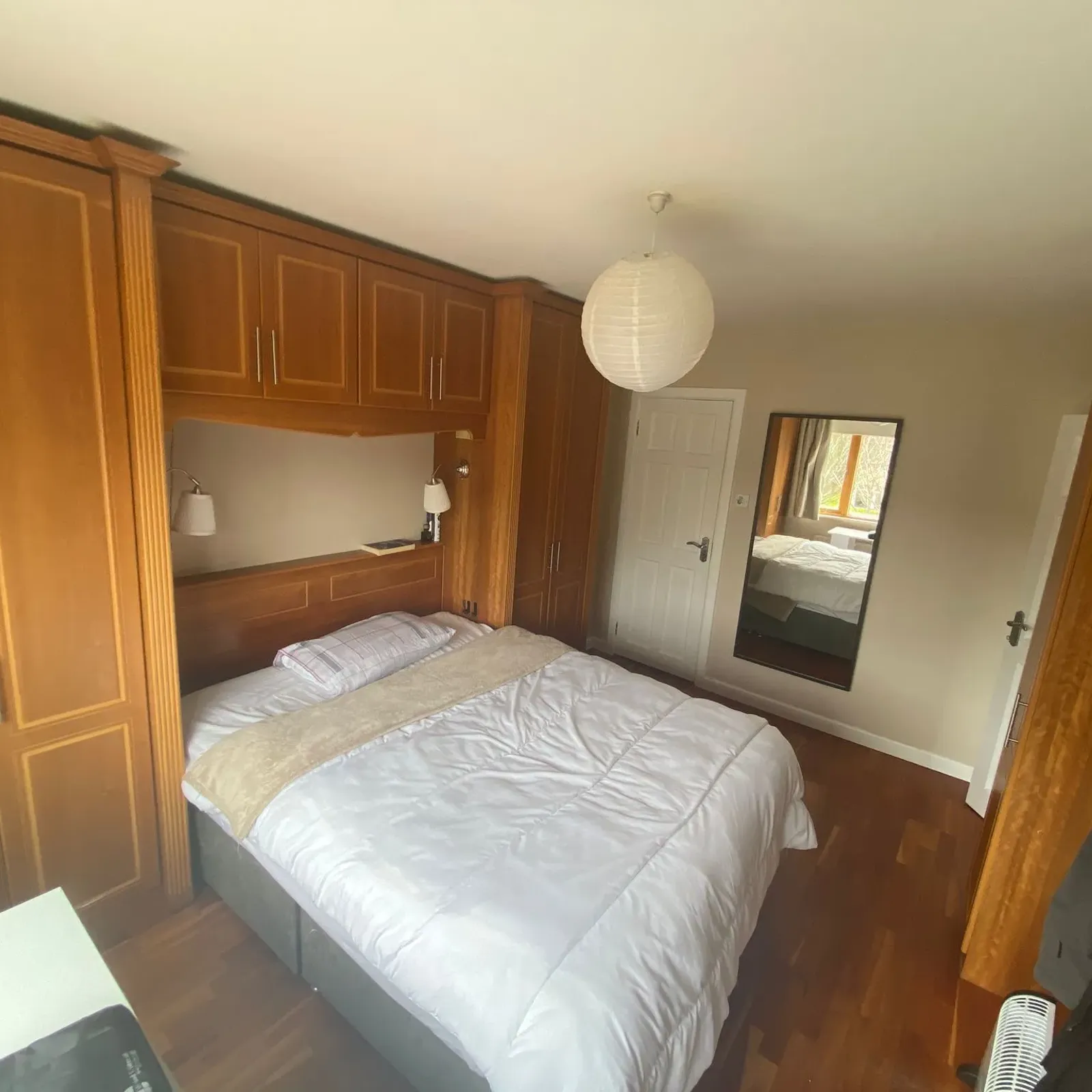 Room in Dublin 16, Dundrum - Image 1